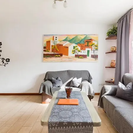 20 Apartment *